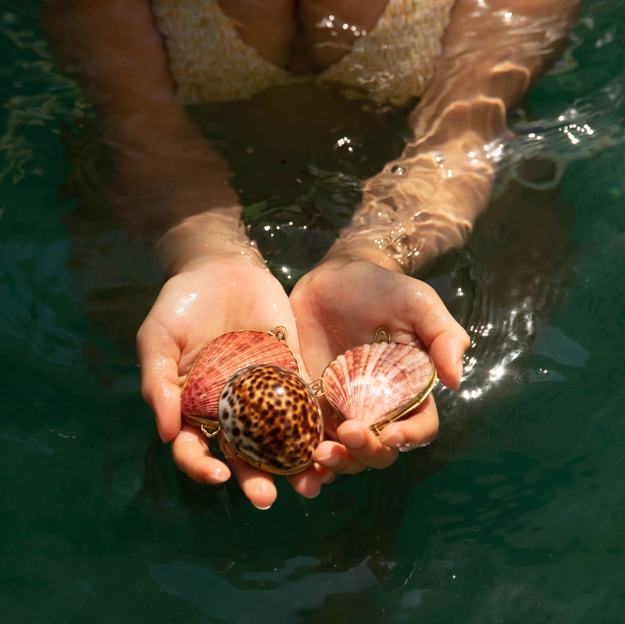 Seashell Lip Balm – Passion Fruit & Yuzu