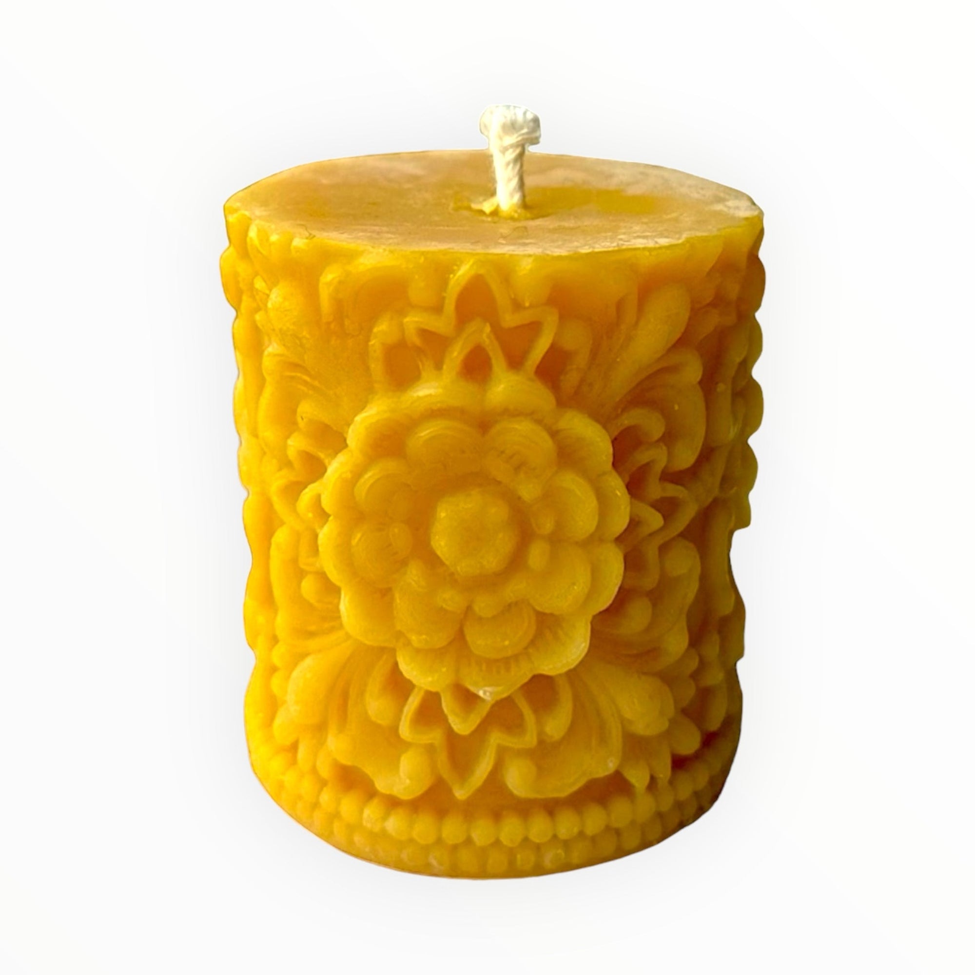 buzz in the hills mandala candle